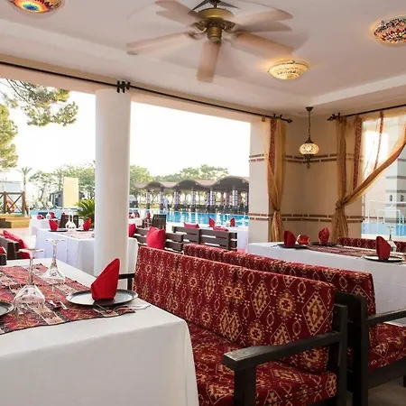River Club Hotel 5*